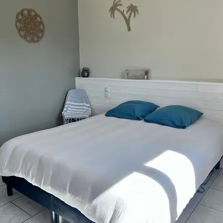Les Inclusifs D'omaoma Holiday home *